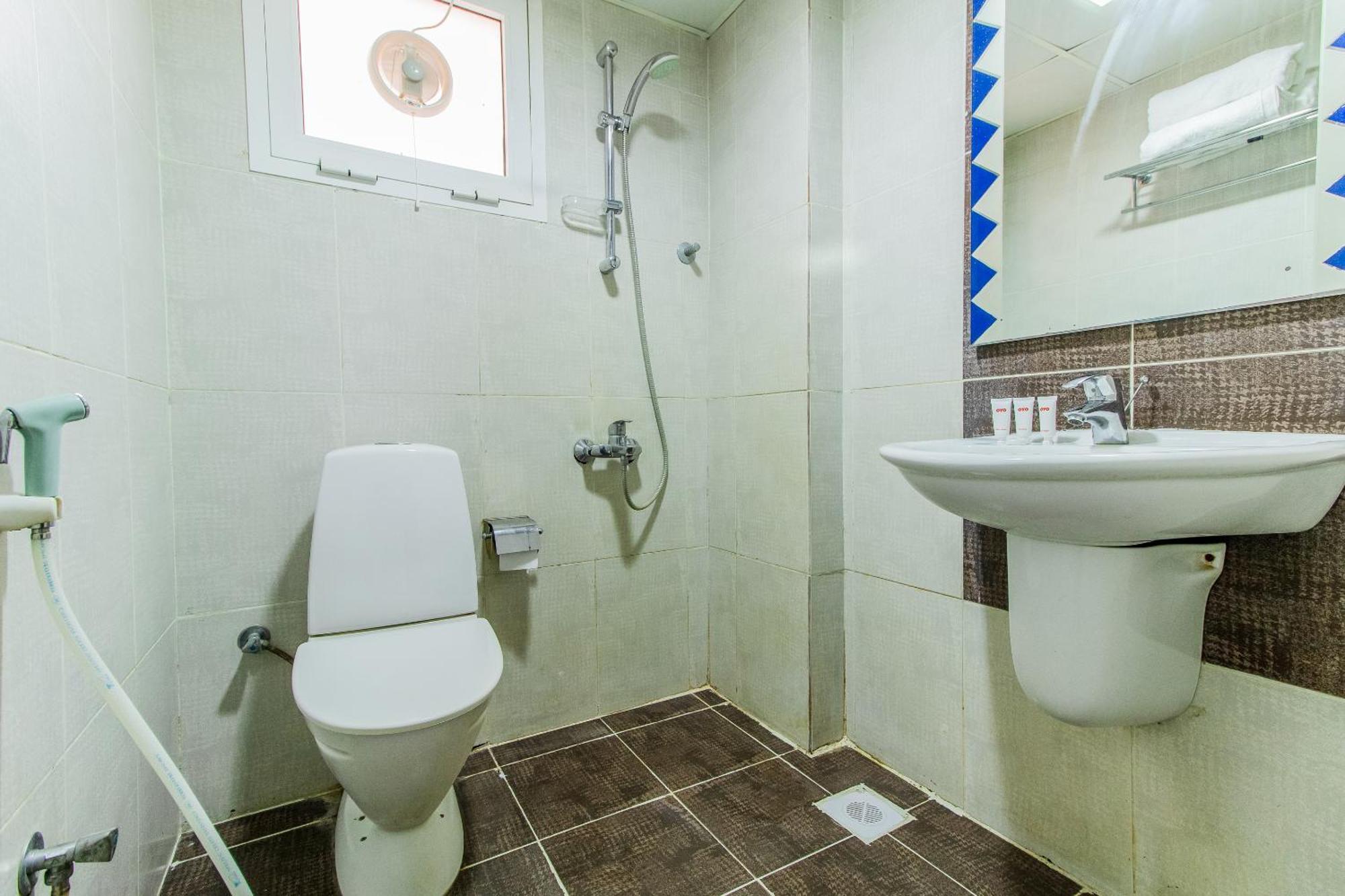 Oyo 109 Al Thabit Modern Hotel Apartment Hayl Al 'Umayr Exterior photo